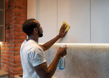 Why You Should Work With a Licensed Tile Contractor For You Master Bath