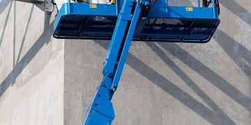 Top 3 Risks of Rope Access Maintenance and How to Mitigate Them