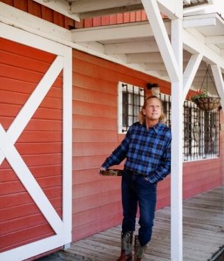 Why You Should Choose an Oak Framed Garage Over Metal Ones