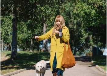 Why Biodegradable Dog Poo Bags Are a Must-Have for Responsible Pet Owners