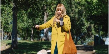 Why Biodegradable Dog Poo Bags Are a Must-Have for Responsible Pet Owners