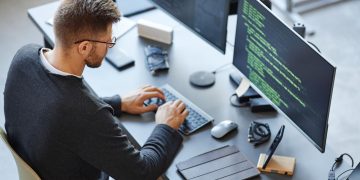 Approaches to React Application Development