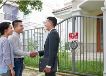 Maximizing Curb Appeal: Sell Your House in Record Time