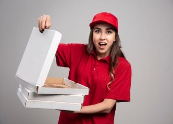 Branding your pizzeria with custom Pizza Boxes!