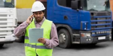 Heavyweights on Highways: Ensuring Safety in Heavy Vehicle Transport