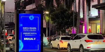 The Benefits of Outdoor Digital Totems for Modern Advertising