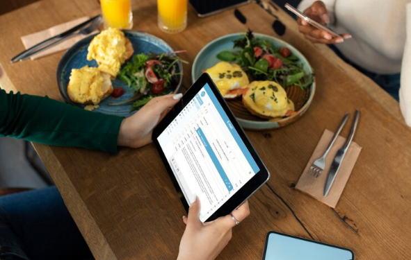 How a Best Restaurant Software Can Improve Your Business ROI in 2024-25