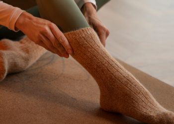 Navigating Lymphedema: Managing Discomfort and Finding Relief with Compression Socks 