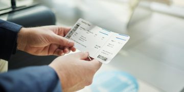 Master the Art of Booking a Flight Ticket: Tips Every Traveller Should Know 