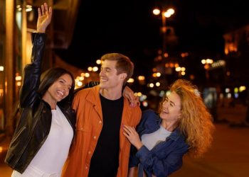 Exploring the Vibrant Nightlife of Baku, Azerbaijan