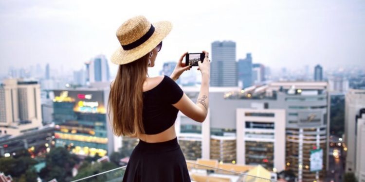 Escape the Hustle: Why a Singapore to Bangkok Flight is Your Perfect Weekend Getaway